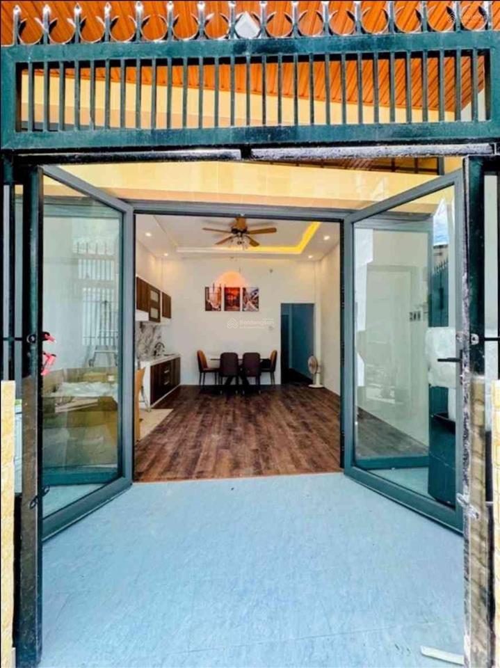 Nhà 2 mặt hẻm dạ nam q8, mới đẹp, 83m2 nở hậu, 3 phòng ngủ, cho thuê 25 triệu/tháng, shr chỉ 8,9 tỷ