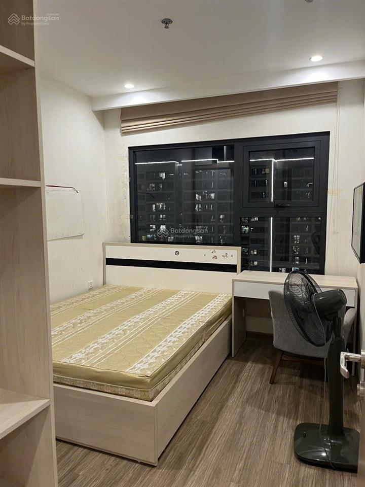 Chính chủ bán căn 1 ngủ + ở vinhome smart city