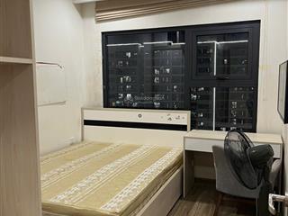 Chính chủ bán căn 1 ngủ + ở vinhome smart city