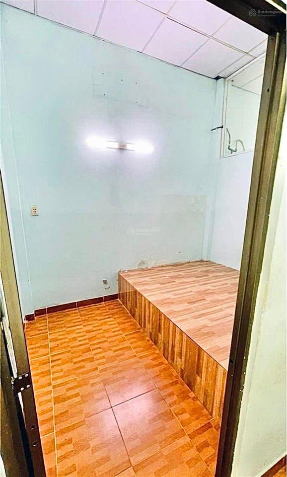 Hẻm ô tô sát mt lê trọng tấn 71m2 nở hậu