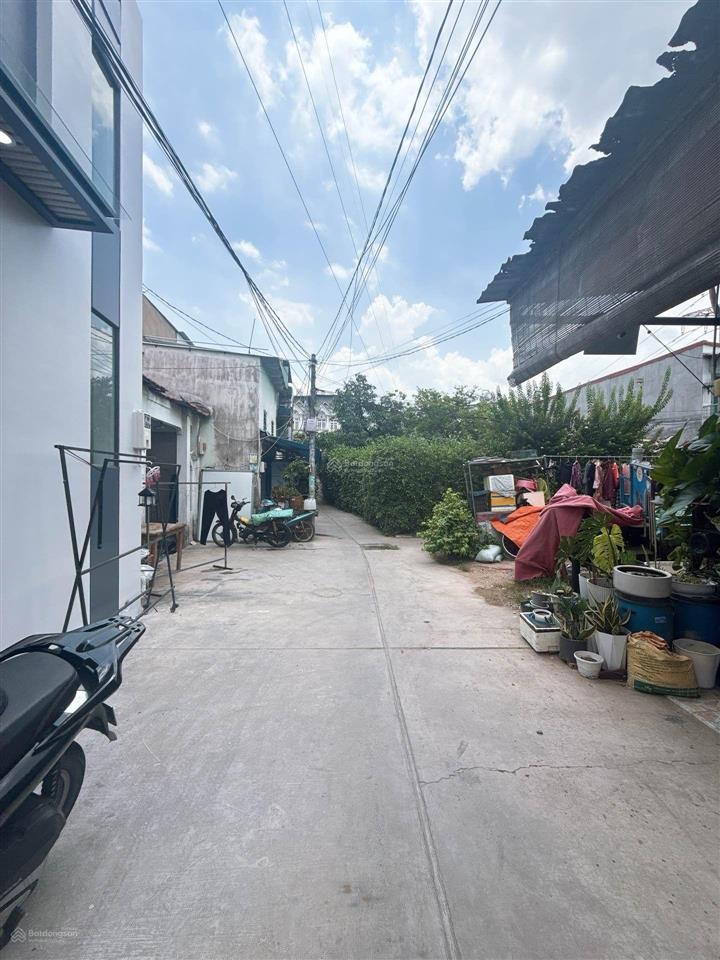 Nhà mới 2 tầng đường nguyễn thị tú  sổ riêng  sát trường học  ngang 5x14m