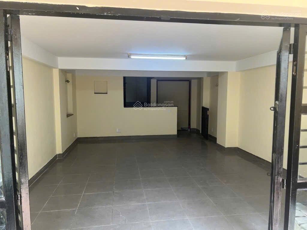 Phan tây hồ pn  có gara & sân để xe hơi  105m2 (5x21) sổ vuông a4  công nhận đủ  4 tầng btct