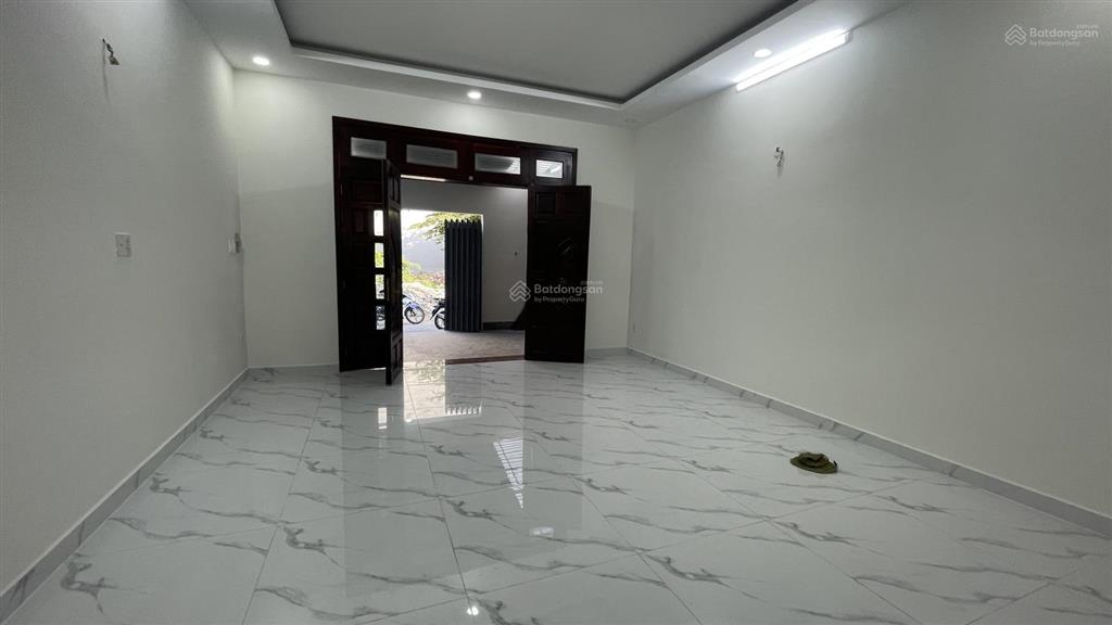 Bán nhà 3 tầng 80,7m2  hxh chỉ 50m ra kha vạn cân gần chợ thủ đức chỉ 8,19 tỷ