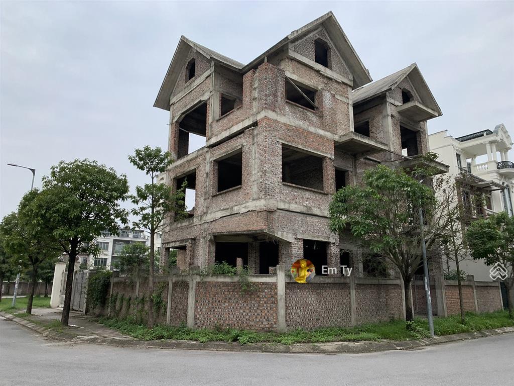 Bán biệt thự hà đông, chính chủ nhờ bán rẻ nhất khu vực, bđs  nơi trú ẩn an toàn, 230m2, chỉ 34 tỷ
