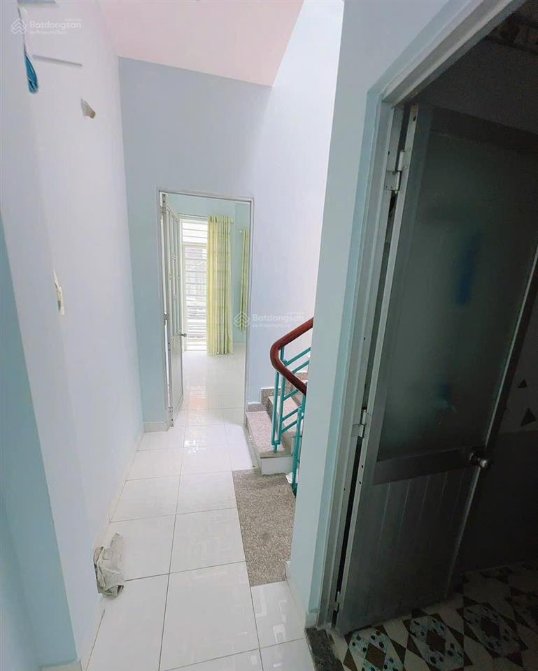 Nhà đẹp gò dầu, tân phú hẻm 5m xe hơi, 3 tầng 3pn, 41,5m, giá tốt