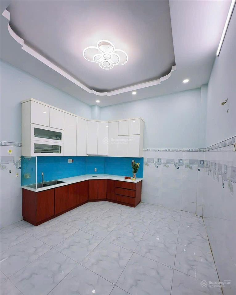 Nhà đẹp gò dầu, tân phú hẻm 5m xe hơi, 3 tầng 3pn, 41,5m, giá tốt