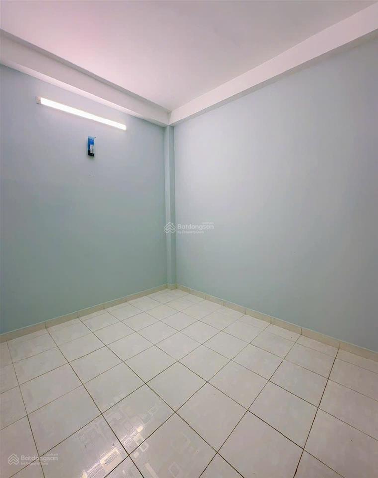 Nhà đẹp gò dầu, tân phú hẻm 5m xe hơi, 3 tầng 3pn, 41,5m, giá tốt
