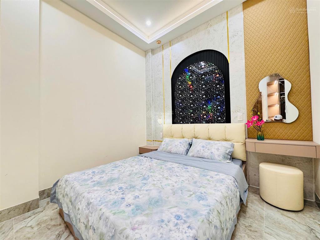 Nhà 3 tầng kiệt tôn đức thắng  full nội thất cao cấp  gần các tiện ích trường học, chợ,...