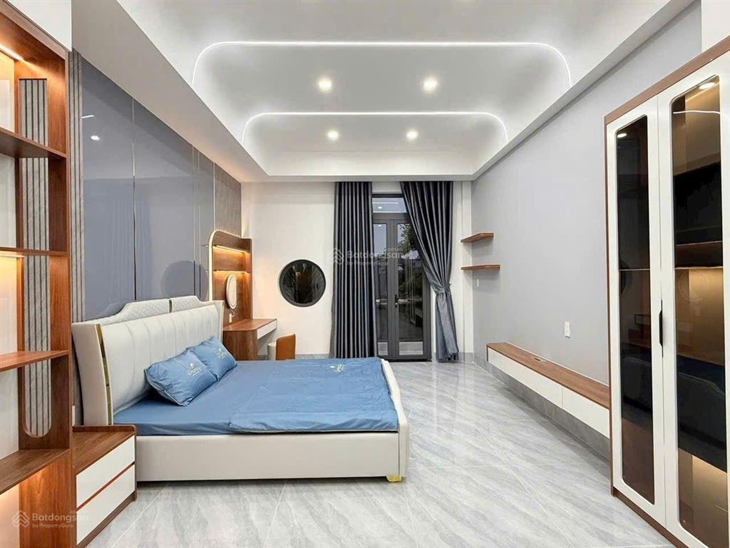 Bán nhà 1 trệt 2 lầu hoàn công kdc tân long 2