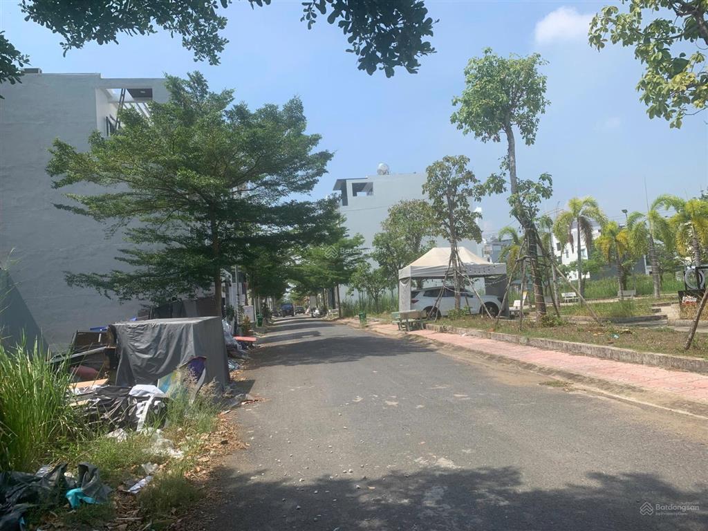 Bán đất 80m2, ngay khu dân cư saigon south village phước kiển, nhà bè, giá 6.5 tỷ
