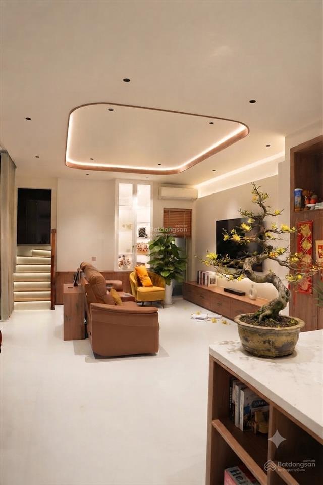 Hiếm có, biệt thự mặt phố diện tích 158m2 ngang 8m, nguyễn văn quỳ, phường phú thuận, giá 17.5t