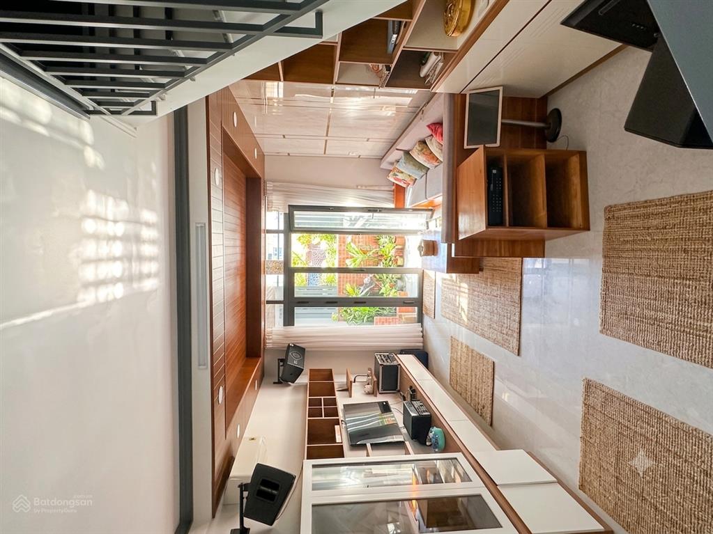 Chỉ 8,1 tỷ có căn biệt thự 2 tầng sân vườn, diện tích 187m2, huỳnh tấn phát, phú thuận, quận 7