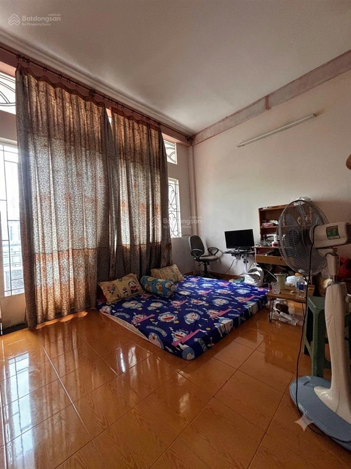 Bán gấp nhà mặt tiền 3pn, 2wc, 65m2, giá rẻ tại đường số 6, p 5, q8, hcm