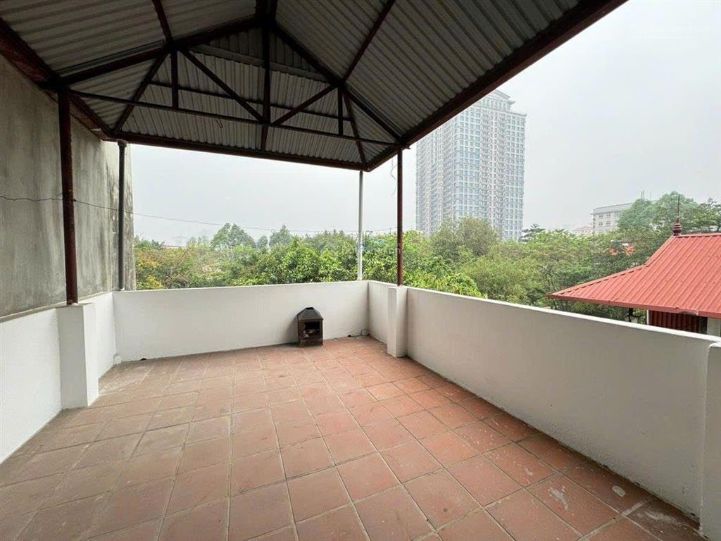 Bán phân lô quân đội hoàng sâm  hơn 18 tỷ  dt 60m  5 tầng  ô tô