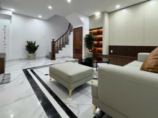 Giảm 500 triệu, khu vip hiếm nhà bán phố nguyễn sơn dt 38m mt 6m. giá 8 tỷ 300tr long biên hà nội