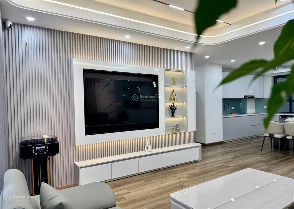 Căn hộ diamond cao cấp, 3pn 135m, chỉ 8 căn/sàn, tặng 2 slot ô tô