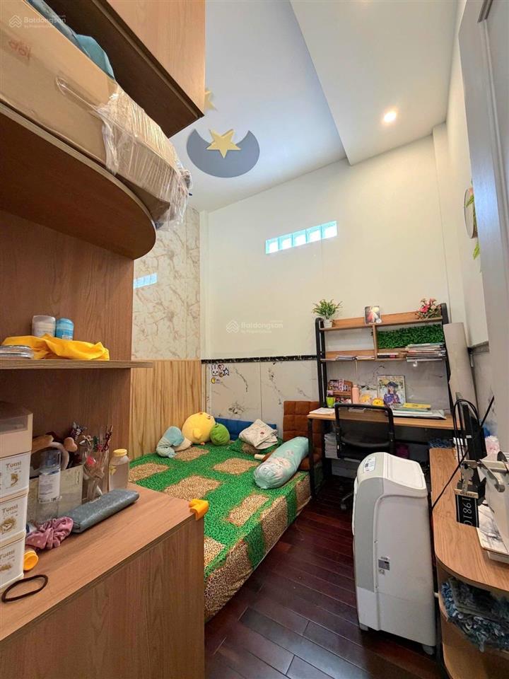 Nhà đẹp ở ngay cho vợ chồng trẻ | gần ngã 5 gò vấp | tặng lại nội thất | 37m2 2 tầng 2pn chỉ 3.94tỷ