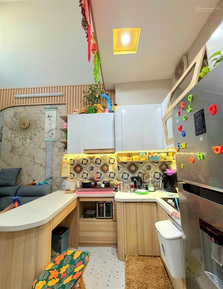 Nhà đẹp ở ngay cho vợ chồng trẻ | gần ngã 5 gò vấp | tặng lại nội thất | 37m2 2 tầng 2pn chỉ 3.94tỷ
