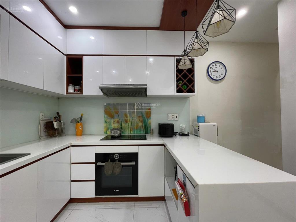 Hẻm xe hơi ngủ nhà | 41m2 ngang 4m vuông vức | cạnh nhà có bãi ô tô | 2 tầng đúc btct hoàn công đủ