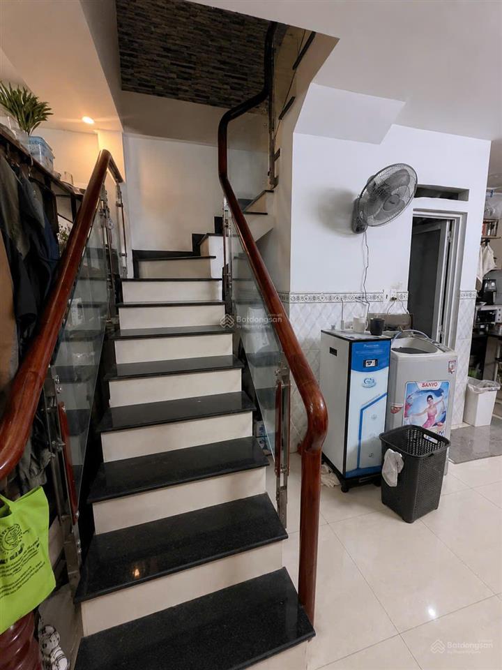 Nguyễn văn lượng ngay lotte mart | 45m2 ngang 4.15 x 11m | 2 tầng hoàn công đủ | nhà còn mới ở ngay