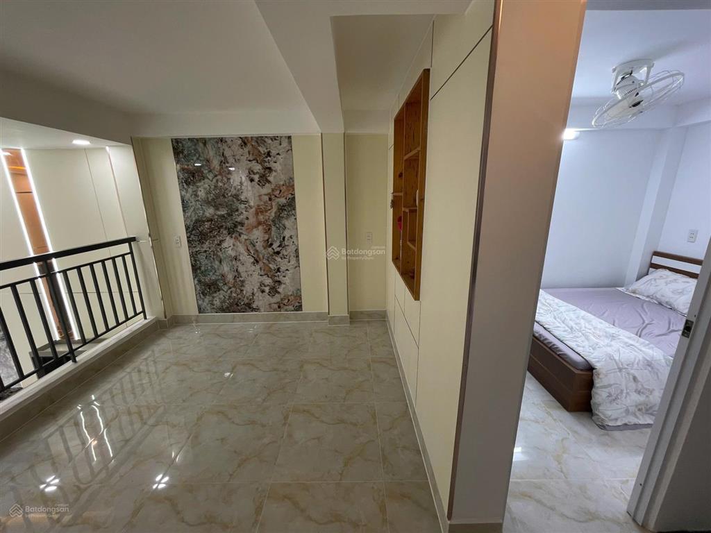 4 tầng sân thượng 4 phòng ngủ gần 200m2 sàn  hàng xóm dân trí văn minh