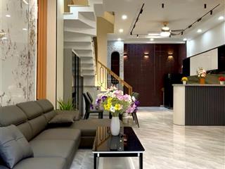 Nhà mới 61m2 ngang 5.5m cực rộng 3 tầng 4 phòng ngủ