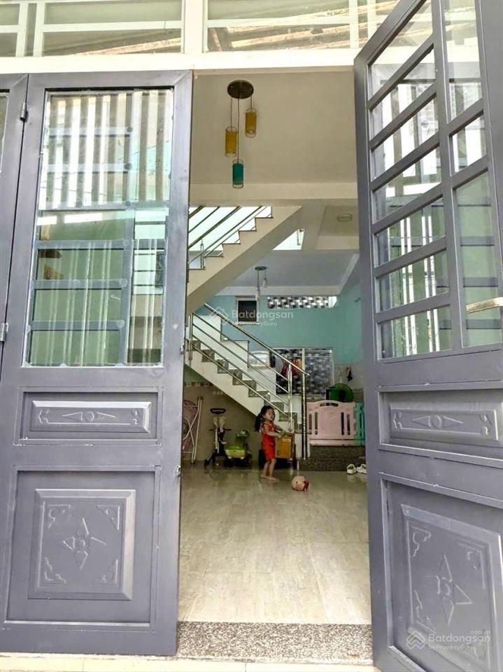 Hẻm xe hơi thông lê đức thọ  nhà 2 tầng cứng cáp rộng rãi