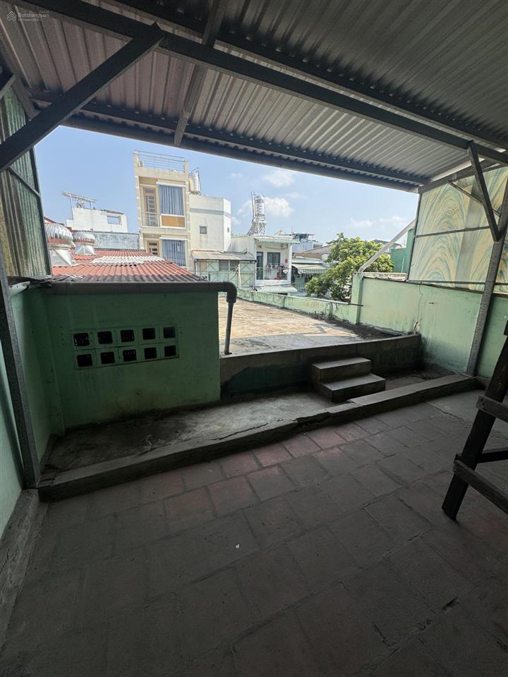 Chính chủ cho thuê nhà xưởng  hoặc kho 11*26 đường bình đông, quận 8 270m2 15trđ/tháng