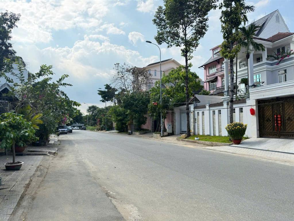 🌿 BÁN ĐẤT BIỆT THỰ RẺ NHẤT THẢO ĐIỀN – Q2 . ĐƯỜNG 20M.  DT: 319m² - 140TR/M2