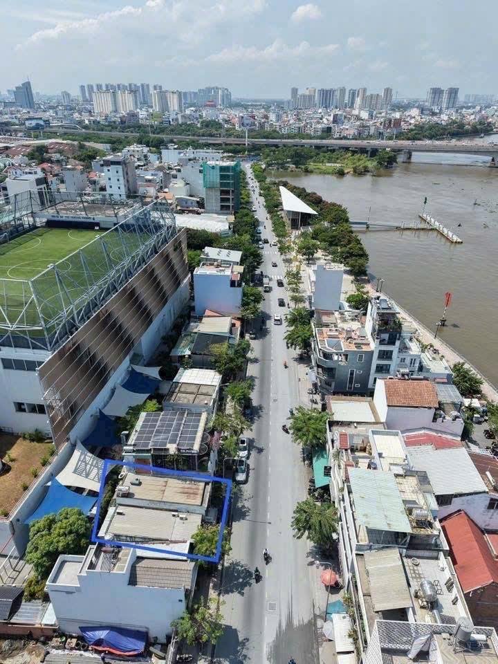 bán đất Mặt tiền Nguyễn Văn Hưởng, P. Thảo Điền, Q2 , ngay nút giao Xuân Thủy