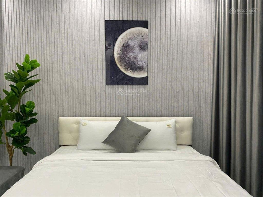 Bán nhà mặt phố bờ sông sét tương mai, 7 tầng thang máy 21 phòng cho thuê, dòng tiền 100tr/ tháng