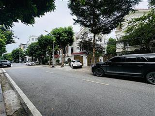 Bán biệt thự song lập kđt văn phú, hà đông, 201m, 4 tầng, mặt tiền 10m giá 35 tỷ