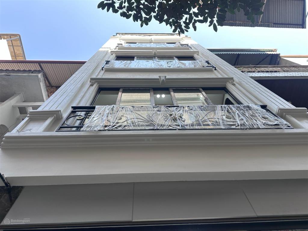 Bán nhà tô vĩnh diện, thanh xuân, 50m2 x 5 tầng, thang máy, ô tô qua nhà, giá 18 tỷ