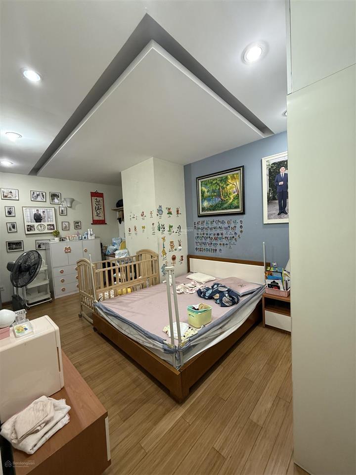 Bán căn hộ hồ gươm plaza, 102 trần phú, hà đông, 141m2, lô góc, 3pn, giá 9,2 tỷ