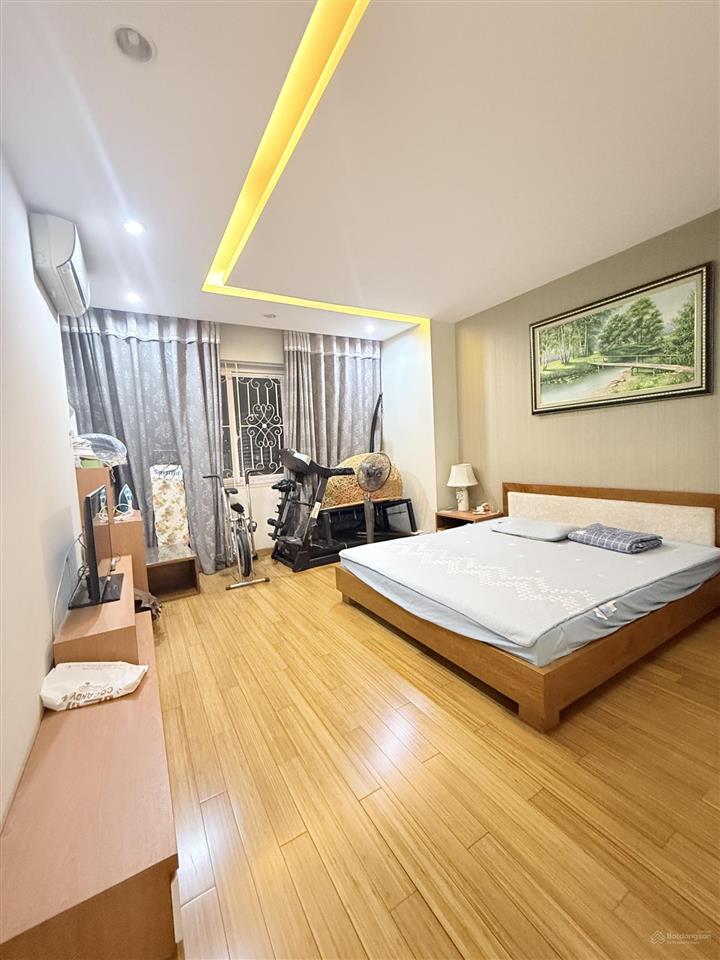 Bán căn hộ hồ gươm plaza, 102 trần phú, hà đông, 141m2, lô góc, 3pn, giá 9,2 tỷ