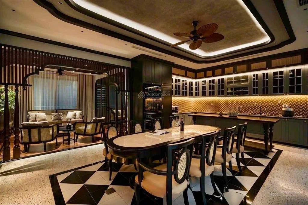 Bán tòa nhà tô vĩnh diện, thanh xuân, 81m x 7 tầng, thang máy, mặt tiền 8,1m, giá 42 tỷ