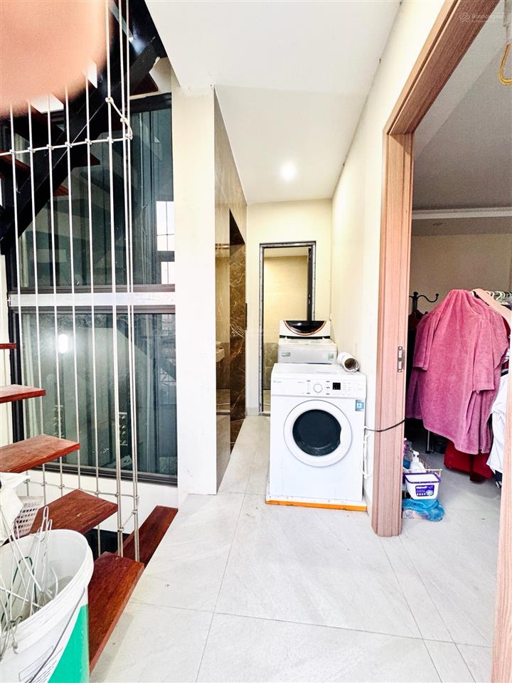 Bán nhà quan nhân, thanh xuân, 30m x 6 tầng, thang máy, mặt tiền 6m, giá 9,5 tỷ