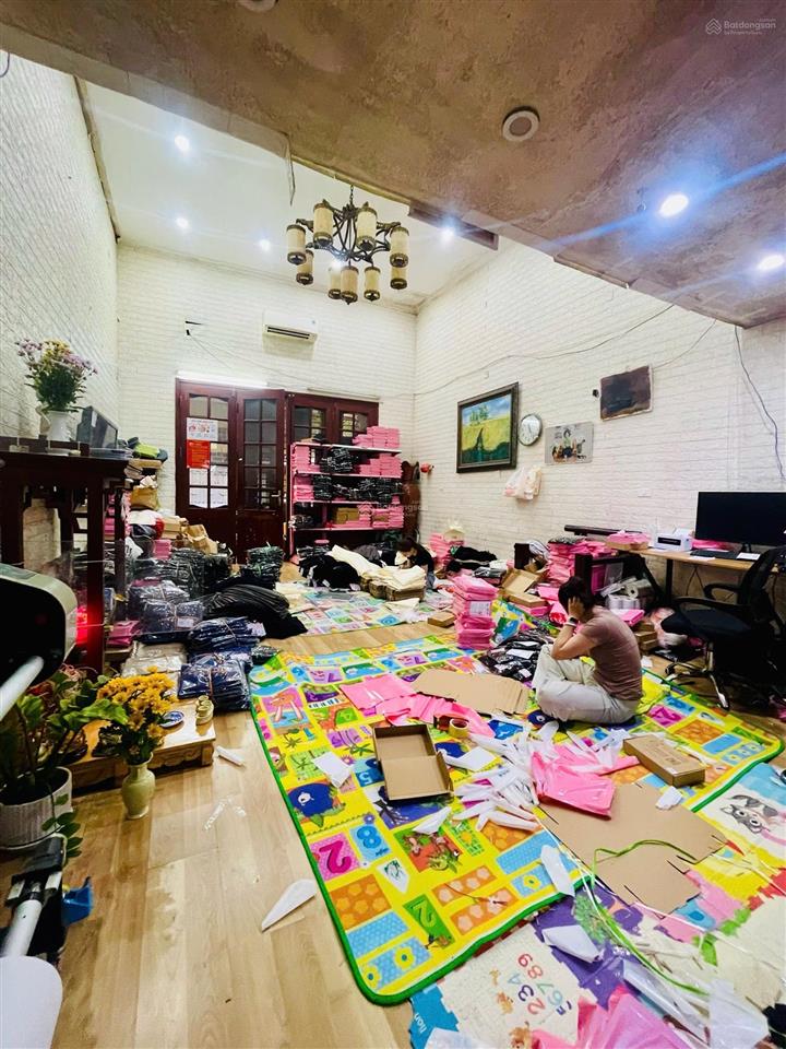 Bán nhà tô hiệu hà đông 65m 3 tầng, mặt tiền rộng 4.9m, ngõ ô tô tránh giá 14.1 tỷ