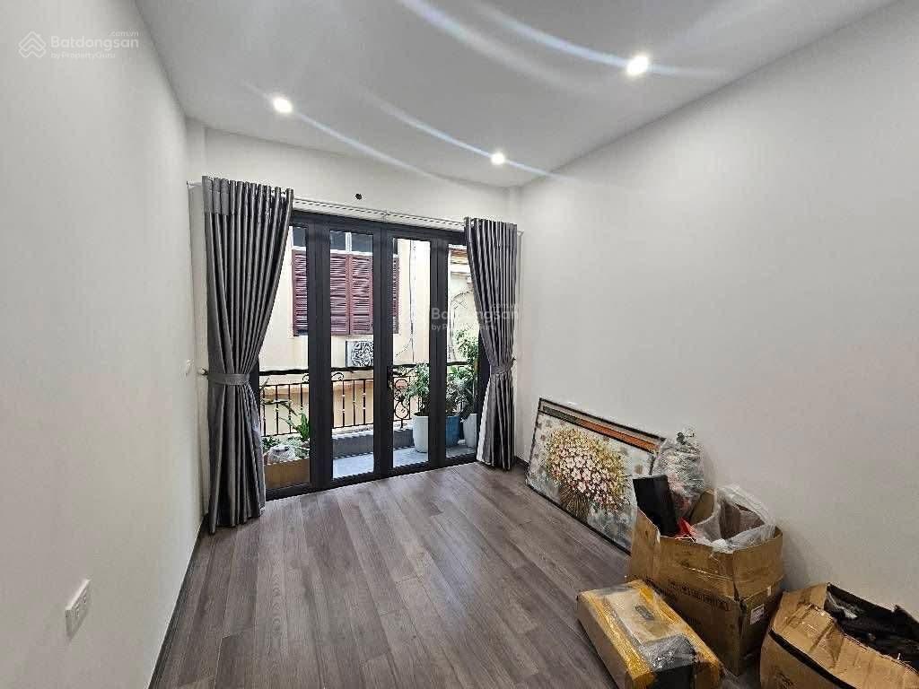 Hoàng văn thái phân lô quân đội 41m 4 tầng ô tô vào nhà hai thoáng trước sau 13.9 tỷ