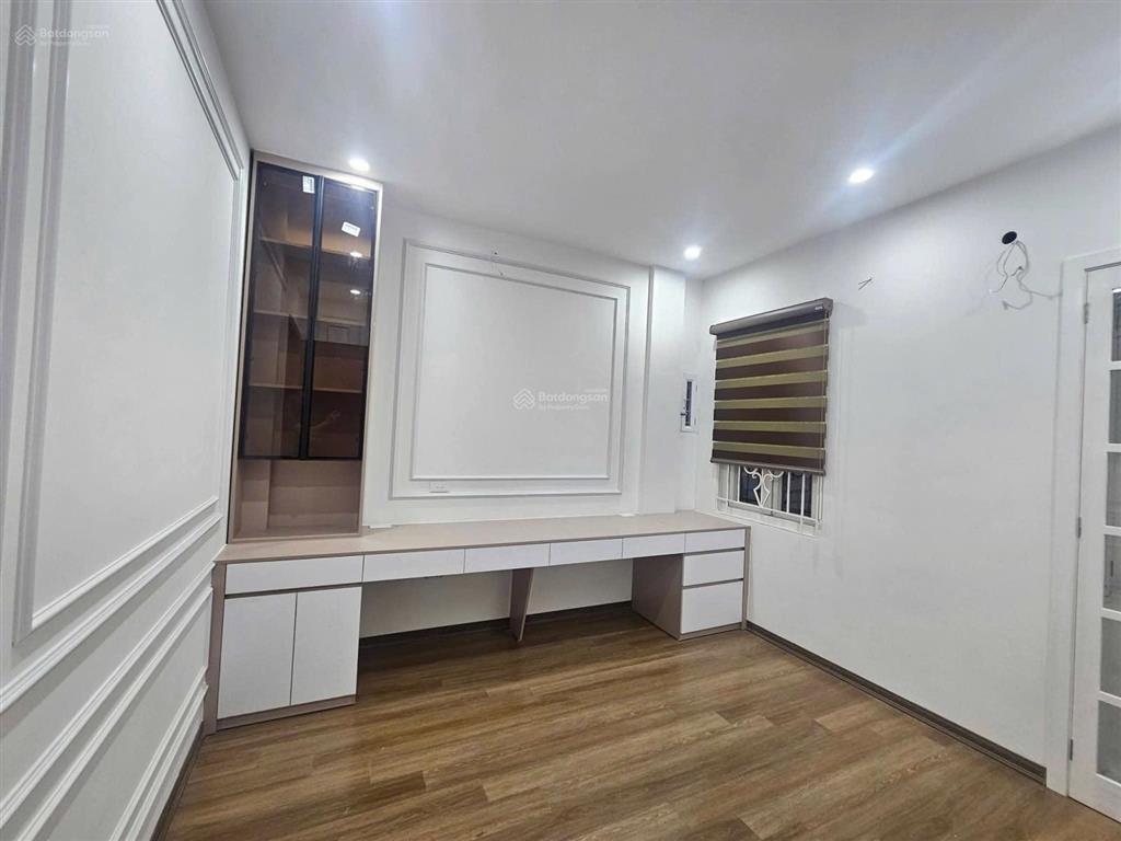 Bán nhà mới chính kinh, nguyễn trãi 46m 5 tầng mặt tiền 4m, 6 phòng ngủ giá 11,5 tỷ thương lượng