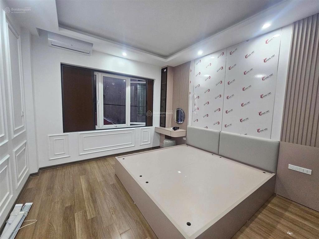 Bán nhà mới chính kinh, nguyễn trãi 46m 5 tầng mặt tiền 4m, 6 phòng ngủ giá 11,5 tỷ thương lượng