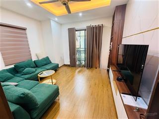 Bán nhà đường lụa hà đông, 41m2 5 tầng lô góc 2 thoáng ô tô vào nhà giá 10,6 tỷ có thương lượng