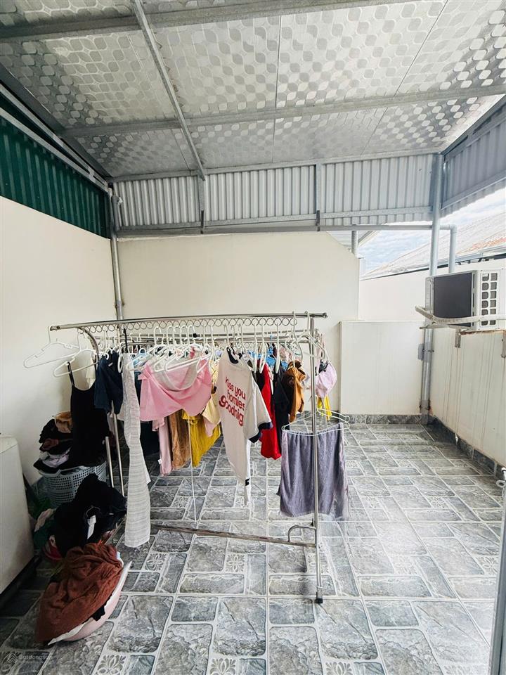 Bán nhà đường lụa hà đông, 41m2 5 tầng lô góc 2 thoáng ô tô vào nhà giá 10,6 tỷ có thương lượng