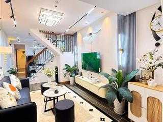Bán nhà kiệt ô tô Hùng Vương, 62m², giá 5,5 tỷ, gần chợ Cồn và Siêu thị GO
