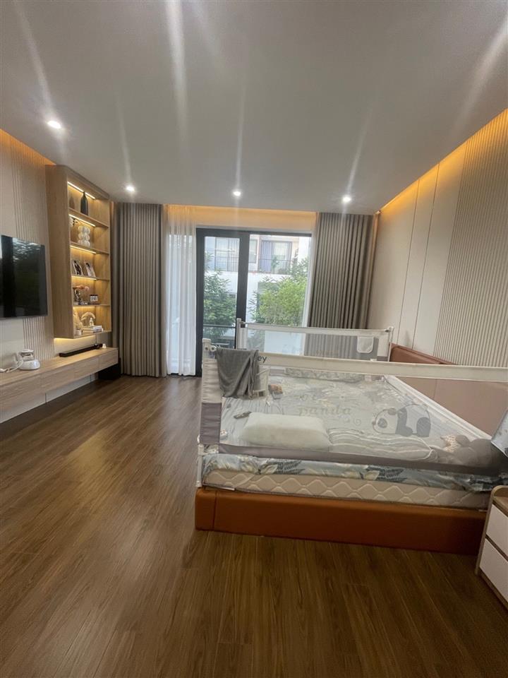 Bán nhà mặt tiền Đa Mặn 4, 5x19m, 96m2, 4 tầng, gần biển Mỹ Khê, giá 11.9 tỷ