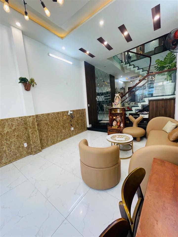 Bán nhà 3 tầng mặt tiền Thái Thị Bôi, 77,2m2, nở hậu 4,2m, giá 8,8 tỷ