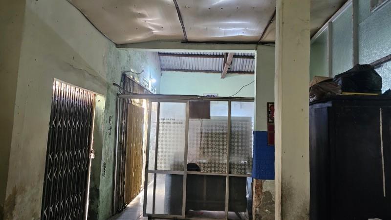 Mặt tiền Lê Duẩn gần Hoàng Hoa Thám, 196m2, bán đất tặng nhà, 22 tỷ
