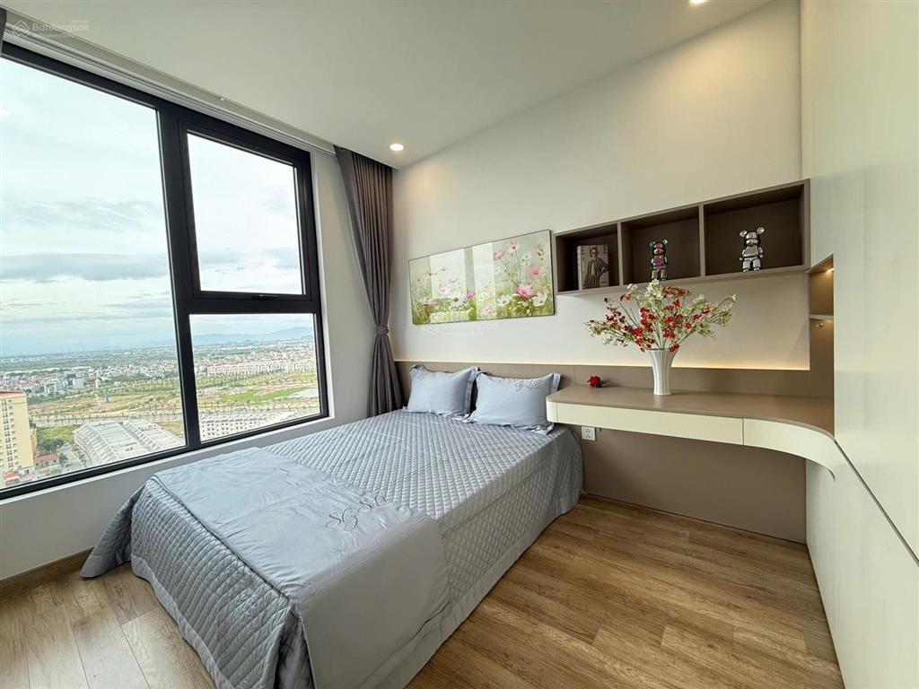 Chính chủ gửi bán căn hộ the wisteria 114m2, 3pn, nt nguyên bản, tầng cao, hướng mát,  0977 986 ***