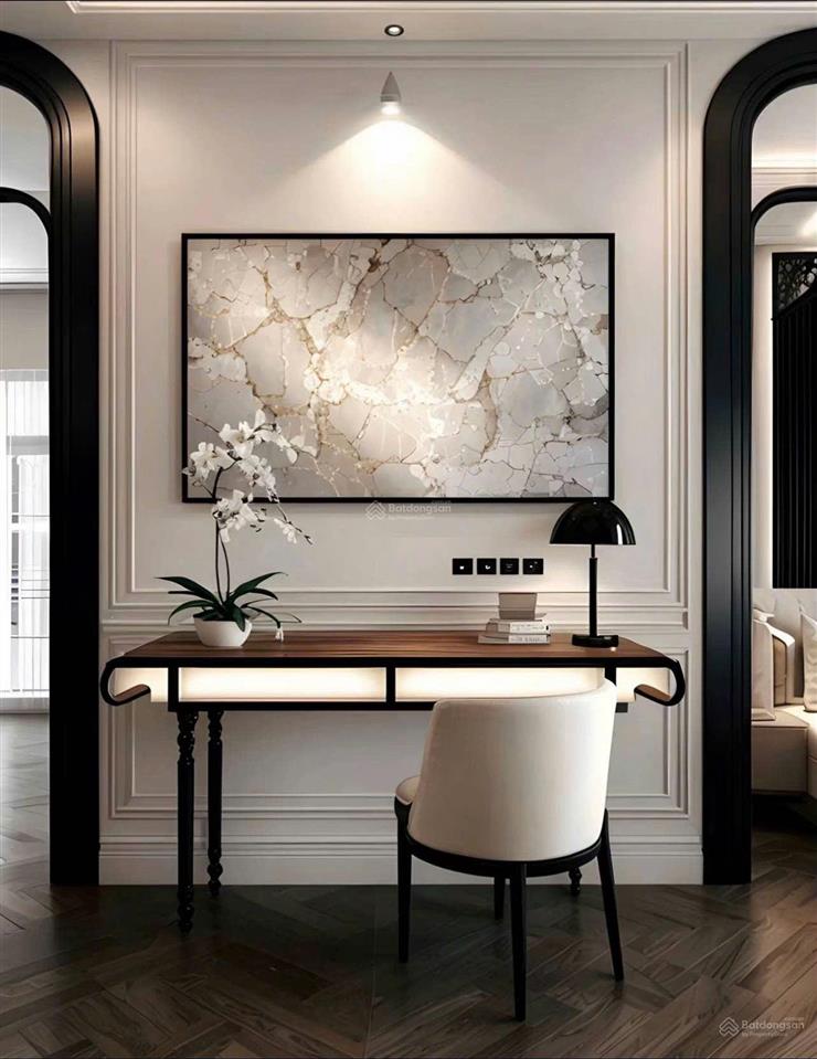 Chính chủ gửi bán căn hộ the wisteria 114m2, 3pn, nt nguyên bản, tầng cao, hướng mát,  0977 986 ***