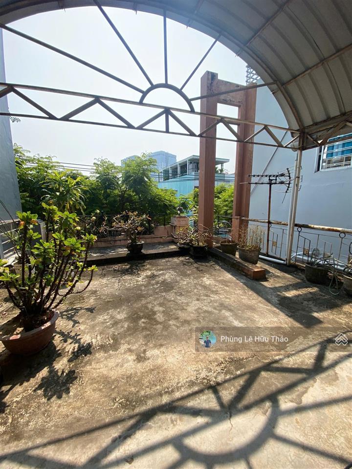 Bán đất tặng nhà 3 tầng xây kiên cố lô góc 2 mặt tiền trưng nữ vương, đoạn gần cầu rồng
